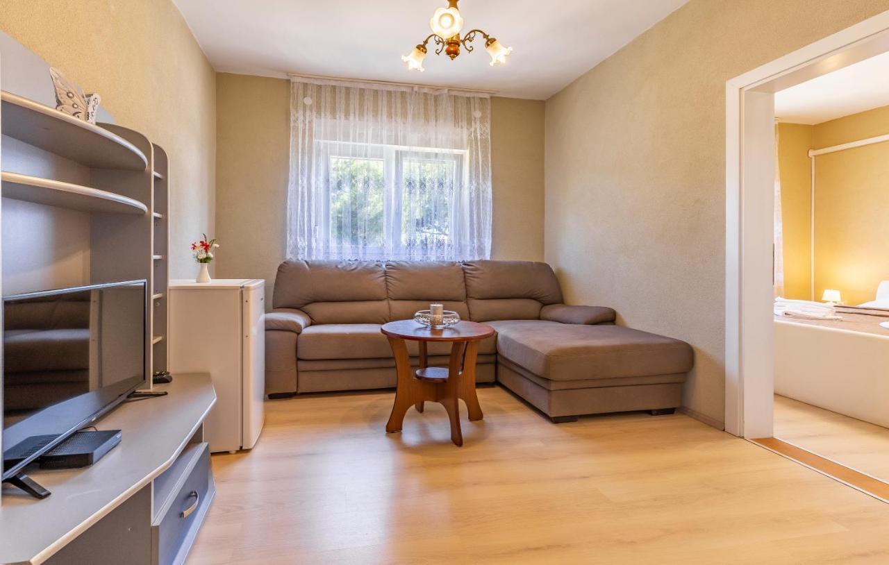 Rooms Giovanni เมดูลิน ภายนอก รูปภาพ