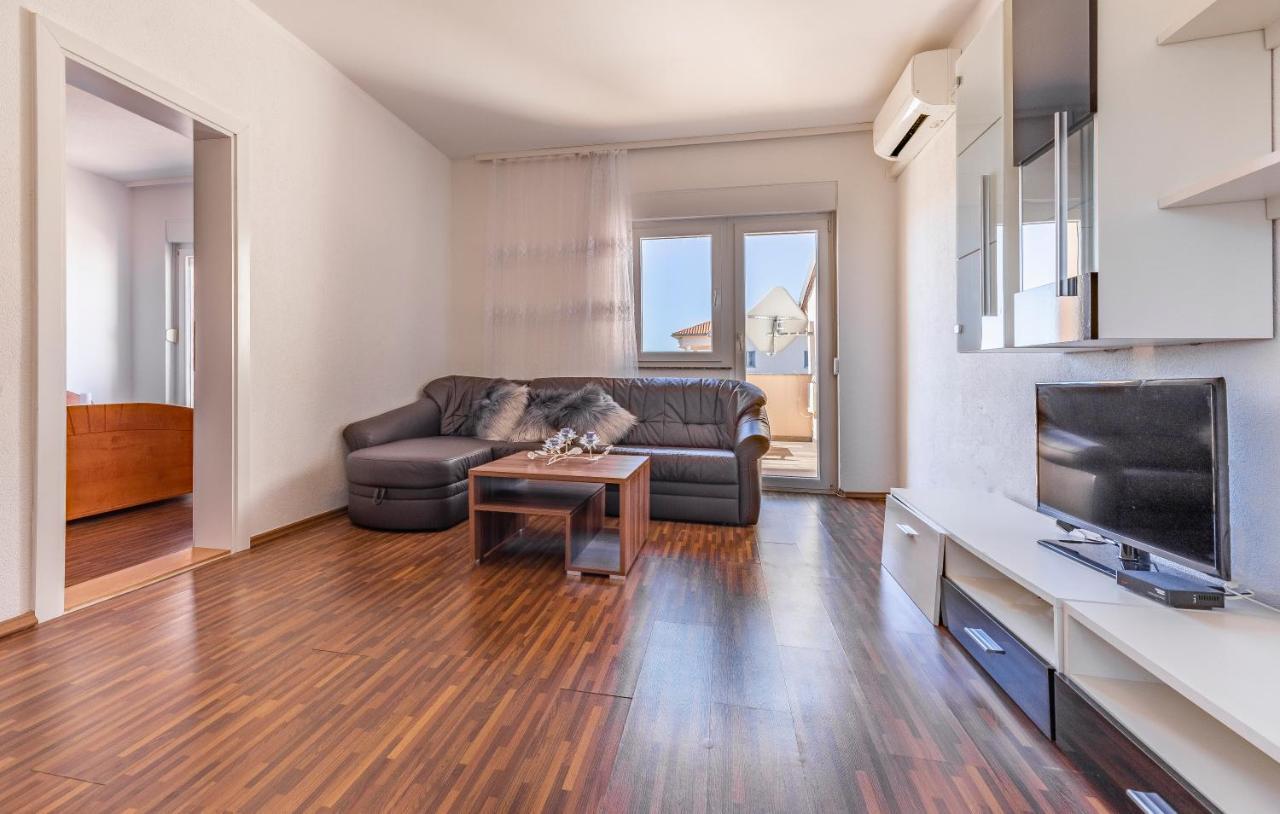 Rooms Giovanni เมดูลิน ภายนอก รูปภาพ